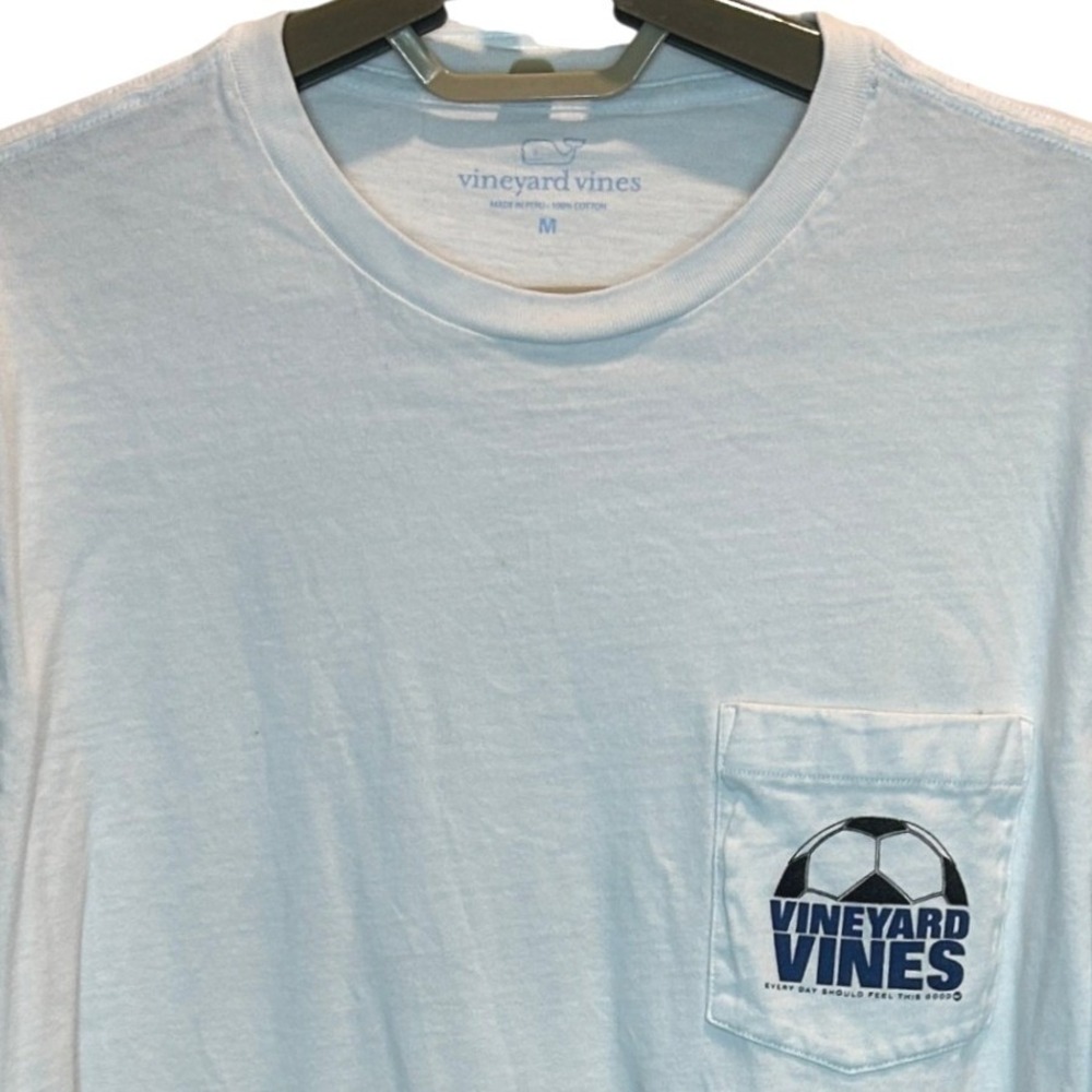 Vineyard Vines Soccer Ball Pocket T-Shirt Medium Men's White Long Sleeve Cotton